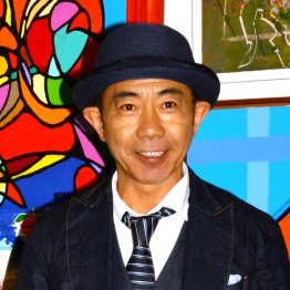 木梨憲武はボーラハットを愛用（Ｃ）日刊ゲンダイ