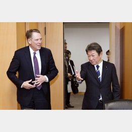 TAGで“ご飯論法”だった茂木経済再生相だけに（ライトハイザー米通商代表と会談）／（代表撮影）