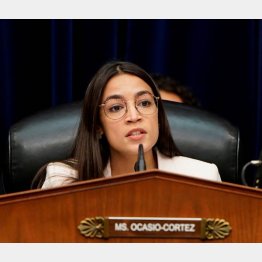 コルテス米下院議員（Ｃ）ロイター