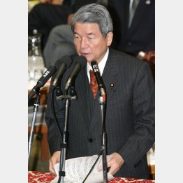 12年前の「産む機械」から進歩なし（Ｃ）日刊ゲンダイ