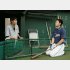 試合の合間には巨人坂本と談笑（Ｃ）日刊ゲンダイ