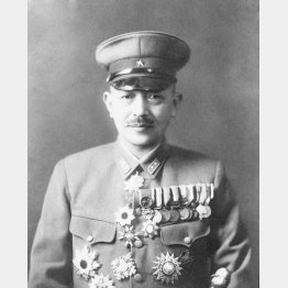 富永司令官は出撃する５人に「空母を狙え」と…／（Ｃ）共同通信社