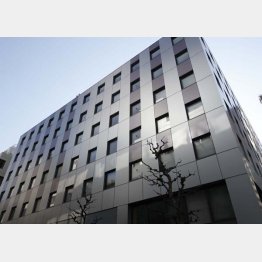 経営再建中のジャパンディスプレイ本社が入るビル（Ｃ）日刊ゲンダイ