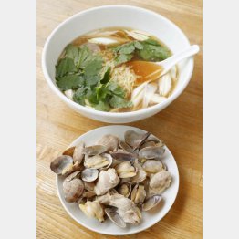 麺が茹で上がったら３秒でできる（Ｃ）日刊ゲンダイ