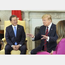 4月11日の会議がカギ（トランプ米大統領と韓国の文在寅大統領）／（Ｃ）聯合＝共同