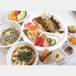 地元のお母さまたちに精魂込めて作っていただいた３０品以上のごちそうが！（提供写真）