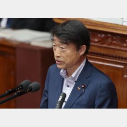 根本厚労相（Ｃ）日刊ゲンダイ