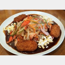 「ミラカン」にコロッケをトッピング（Ｃ）日刊ゲンダイ