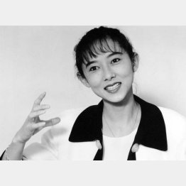 斉藤慶子の美しさは格別だった（Ｃ）日刊ゲンダイ
