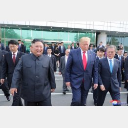 朝鮮中央通信は「安倍首相は世界的な笑いもの」と報道（米朝板門店会談）／（Ｃ）ロイター