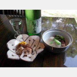 タコの燻製（左）とたこの柔らか煮（Ｃ）日刊ゲンダイ