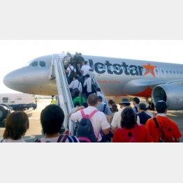 ジェットスターなどLCCを活用（Ｃ）日刊ゲンダイ