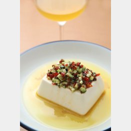 合う酒＝白ワイン（Ｃ）日刊ゲンダイ