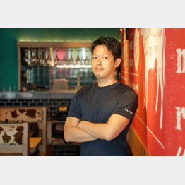 焼肉 炭聖の許聖周さん（Ｃ）日刊ゲンダイ