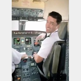 （ペオン監督のツイッターから）