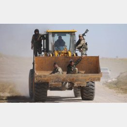 ISと戦うSDFの戦闘員ら（Ｃ）ロイター