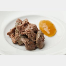 合う酒＝オレンジワイン（Ｃ）日刊ゲンダイ