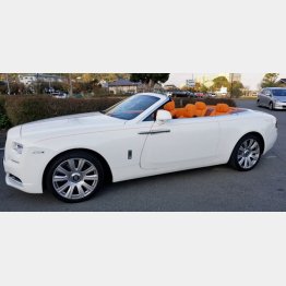 愛車は５０００万円のロールスロイス（提供写真）