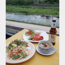 9月末までは川床が楽しめる（Ｃ）日刊ゲンダイ