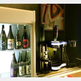 右側の機械がすごい（Ｃ）日刊ゲンダイ