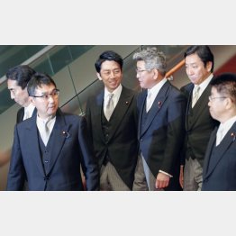 問題がない大臣を探す方が難しい（Ｃ）共同通信社