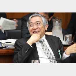６年かけても景気回復は１ミリも進まず（日銀の黒田総裁）／（Ｃ）日刊ゲンダイ