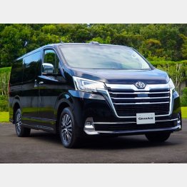 アルファード＆ヴェルファイアよりひと回りもふた回りもデカい（写真）小沢コージ