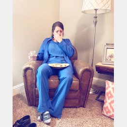 （ローラさんのフェイスブックから）