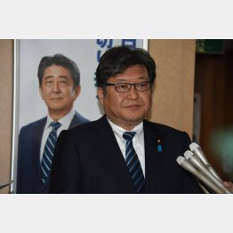 萩生田文科相（Ｃ）日刊ゲンダイ