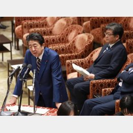 「責任は私に」を繰り返す安倍首相（Ｃ）日刊ゲンダイ