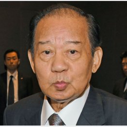 二階幹事長（Ｃ）日刊ゲンダイ