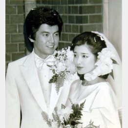 いい夫婦といえばこの2人（Ｃ）日刊ゲンダイ