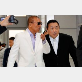 司忍6代目山口組長（左）と橋本弘文前統括委員長（Ｃ）日刊ゲンダイ