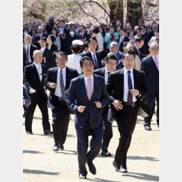 身から出たサビ（Ｃ）日刊ゲンダイ