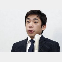 会見する織田信成さん（Ｃ）共同通信社