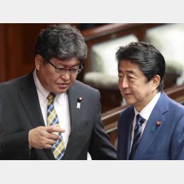 「私ほど総理に近い文科大臣は現れない」萩生田文科相（左）／（Ｃ）日刊ゲンダイ