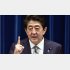 “桜を見る会”疑惑発覚後に強いストレスか？（９日の記者会見での安倍首相）／（Ｃ）共同通信社