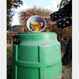 生ゴミはコンポストに（Ｃ）PIXTA