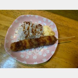 人気メニューの旨カツ棒は200円（Ｃ）日刊ゲンダイ