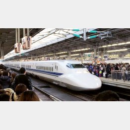 嫌がられるのは別の振る舞い？（Ｃ）日刊ゲンダイ