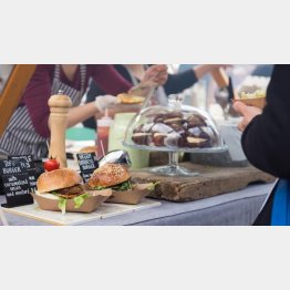 ビーガン食の中でも代替肉ハンバーガーが大ヒット（Ｃ）PIXTA