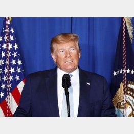 イランのソレイマニ司令官殺害について話すトランプ米大統領（Ｃ）ロイター＝共同