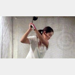 連続写真はこちらから（Ｃ）日刊ゲンダイ