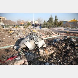 凄惨なウクライナ機墜落現場（Ｃ）ロイター／WANA （West Asia News Agency）