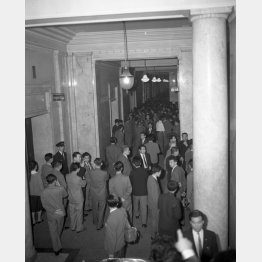 1960年5月19日の国会院内（Ｃ）ジャパンタイムズ／共同通信イメージズ