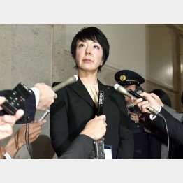 取材に応じる自民党の河井案里参院議員（Ｃ）共同通信社