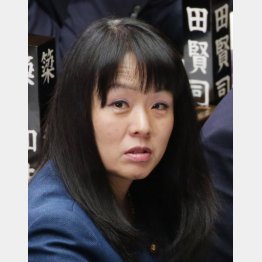 極右界のアイドル気分（Ｃ）日刊ゲンダイ