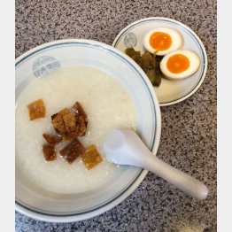 自家製煮卵までついて500円（Ｃ）日刊ゲンダイ