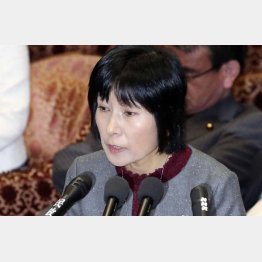 「つい言い間違えたということでございます」（人事院の松尾恵美子給与局長、19日、衆院予算委で）／（Ｃ）共同通信社