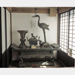 朝鮮王朝から寄贈された三具足（万松院）／（Ｃ）日刊ゲンダイ